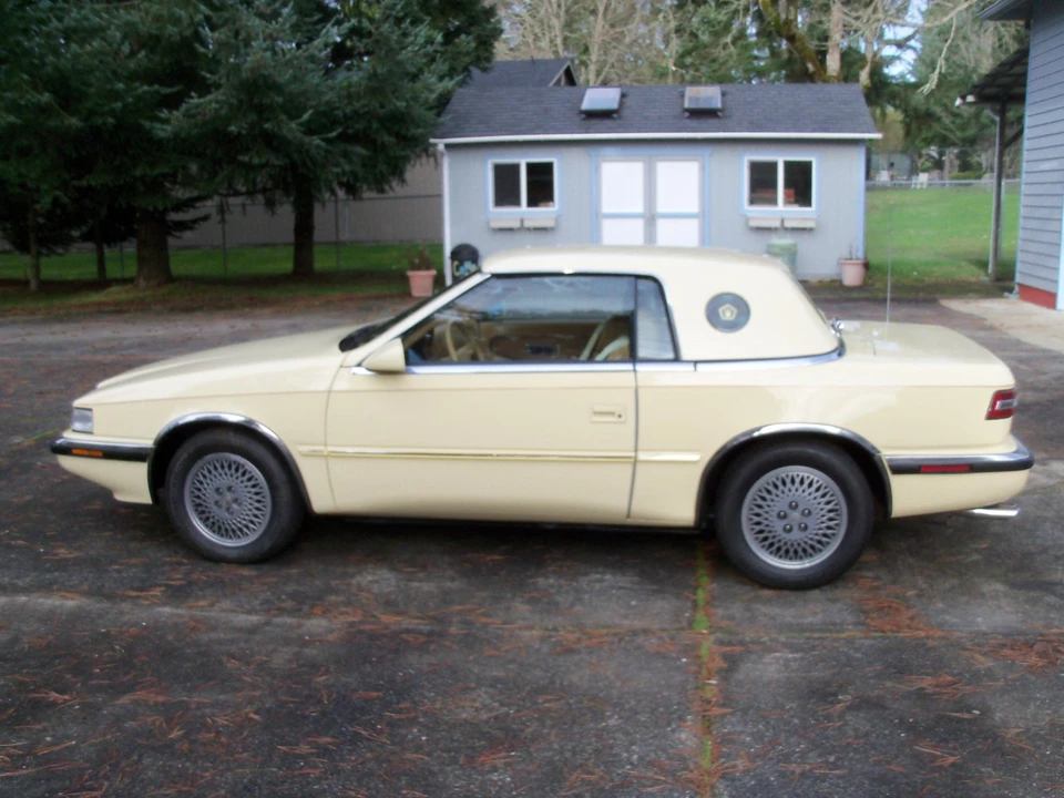 1989 Chrysler TC by Maserati - Image 5 of 31