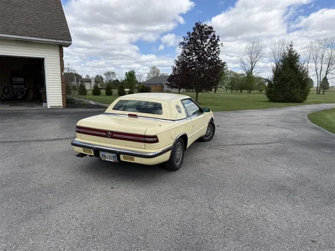 1989 Chrysler TC by Maserati