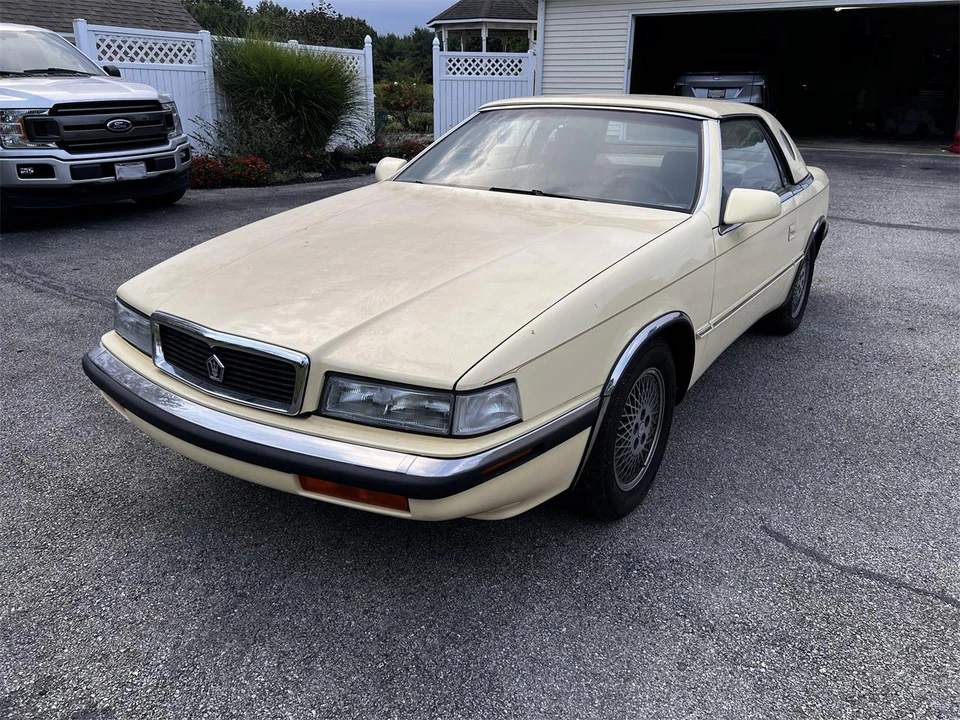 1989 Chrysler TC by Maserati - Image 14 of 31