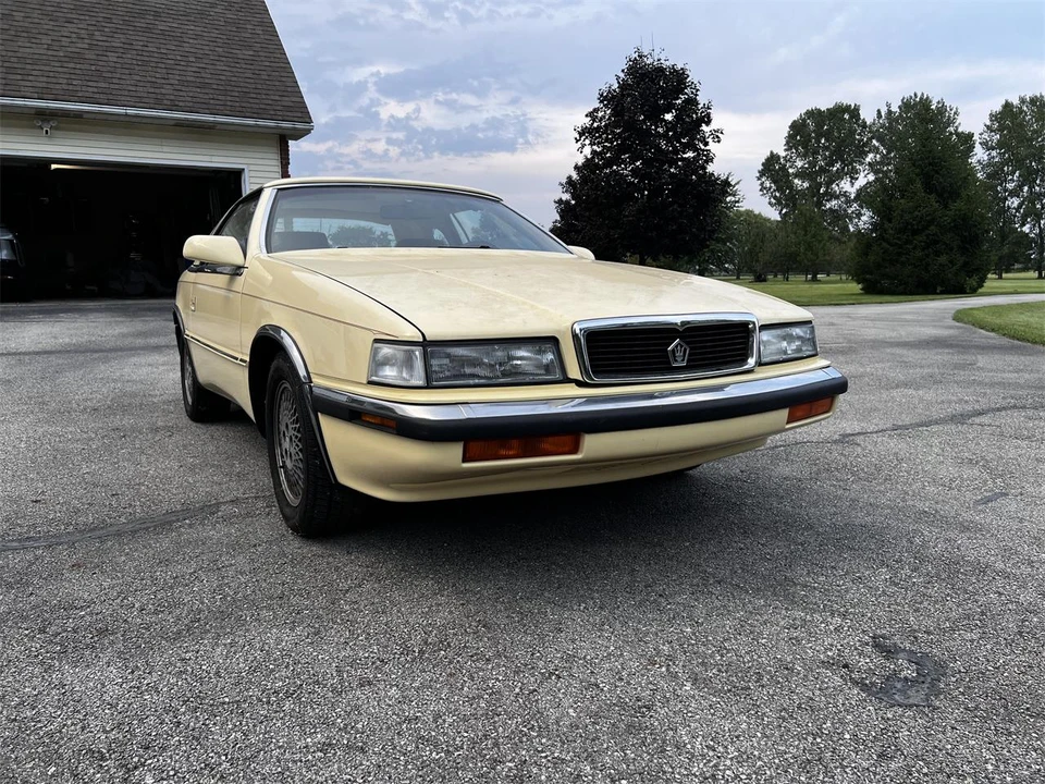 1989 Chrysler TC by Maserati - Image 15 of 31