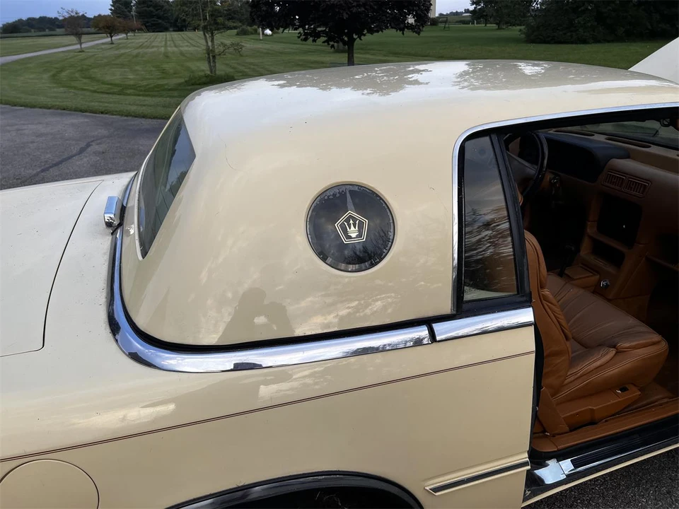 1989 Chrysler TC by Maserati - Image 26 of 31