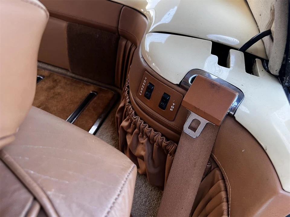 1989 Chrysler TC by Maserati - Image 28 of 31