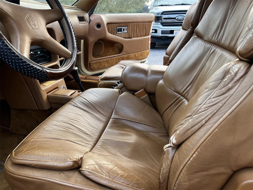 1989 Chrysler TC by Maserati - Image 30 of 31