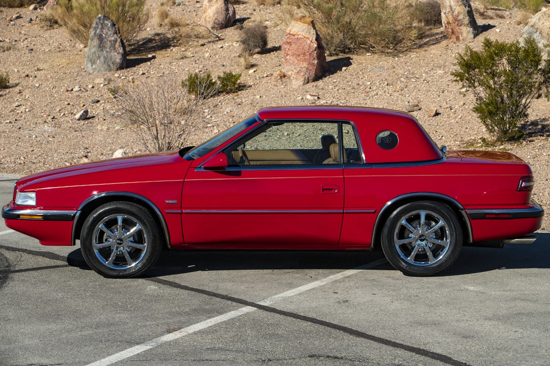 1989 Chrysler TC by Maserati - Image 17 of 31