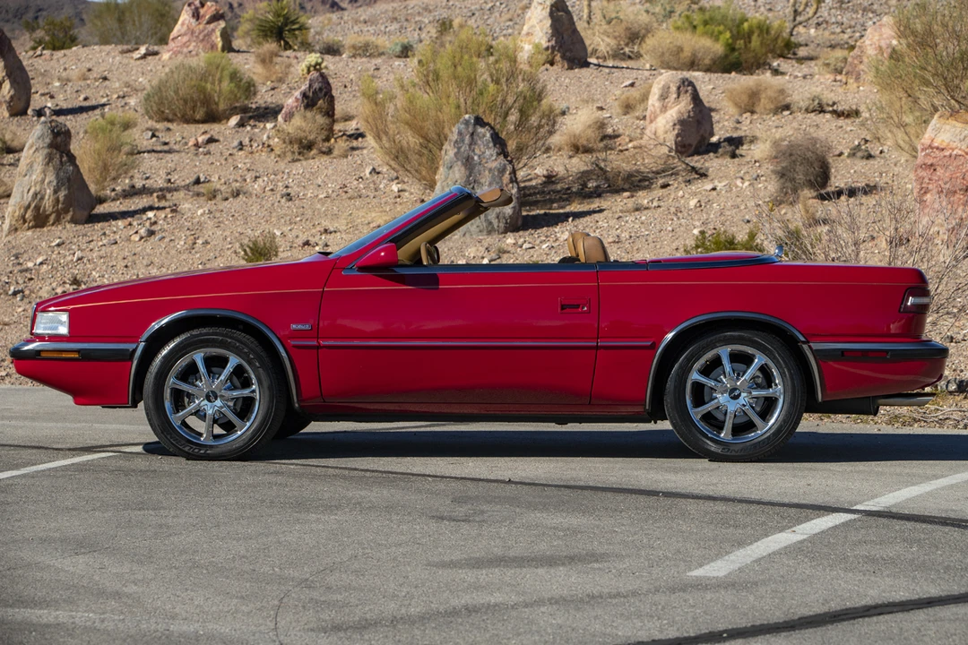 1989 Chrysler TC by Maserati - Image 28 of 31