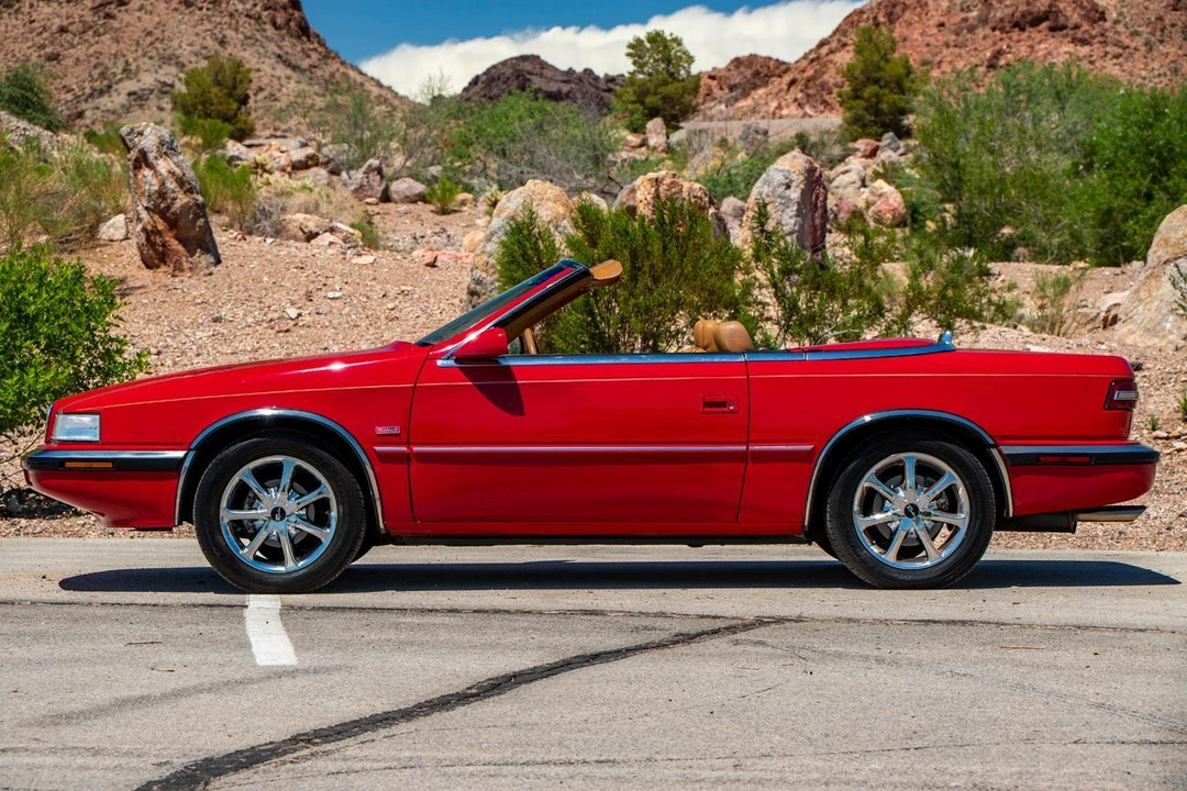 1989 Chrysler TC by Maserati - Image 29 of 31