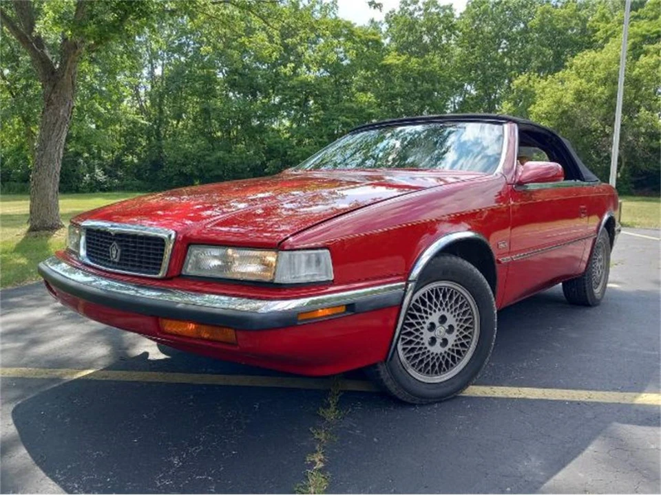 1989 Chrysler TC by Maserati - Image 13 of 30
