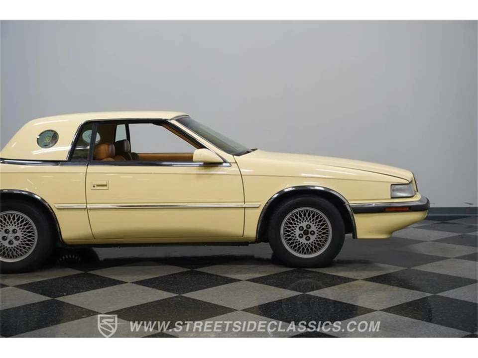 1989 Chrysler TC by Maserati - Image 27 of 31