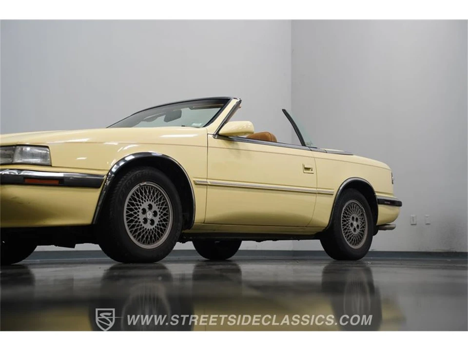 1989 Chrysler TC by Maserati - Image 19 of 31