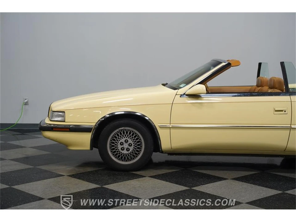 1989 Chrysler TC by Maserati - Image 20 of 31