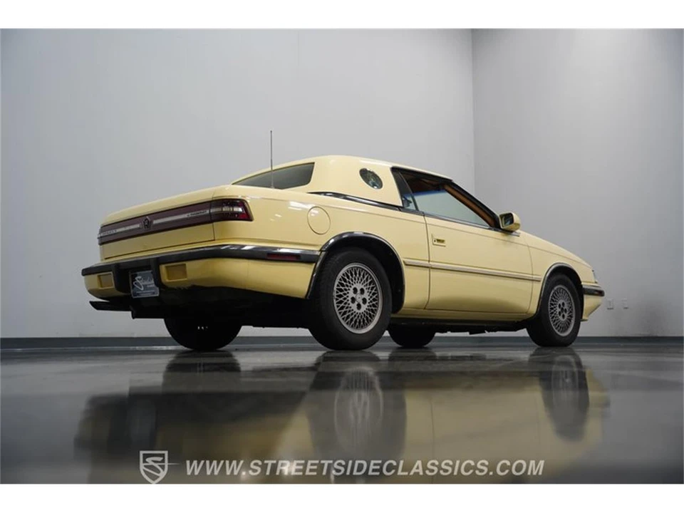 1989 Chrysler TC by Maserati - Image 24 of 31