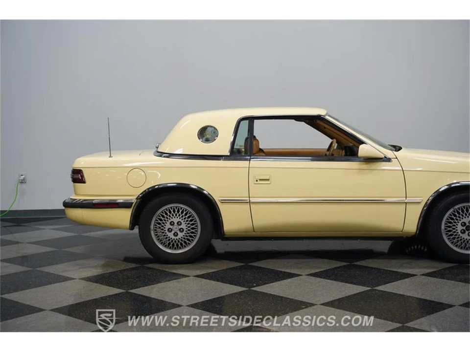 1989 Chrysler TC by Maserati - Image 26 of 31