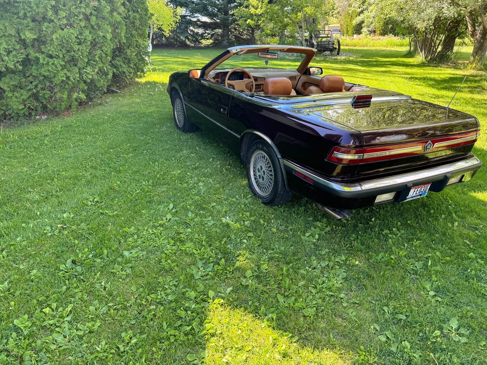 1989 Chrysler TC by Maserati - Image 14 of 31