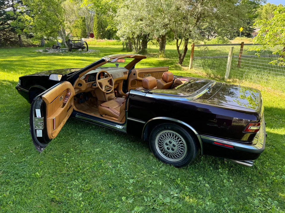 1989 Chrysler TC by Maserati - Image 12 of 31
