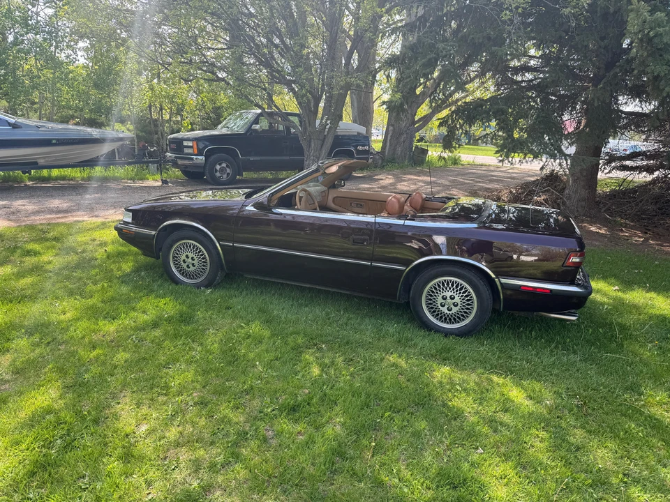 1989 Chrysler TC by Maserati - Image 11 of 31