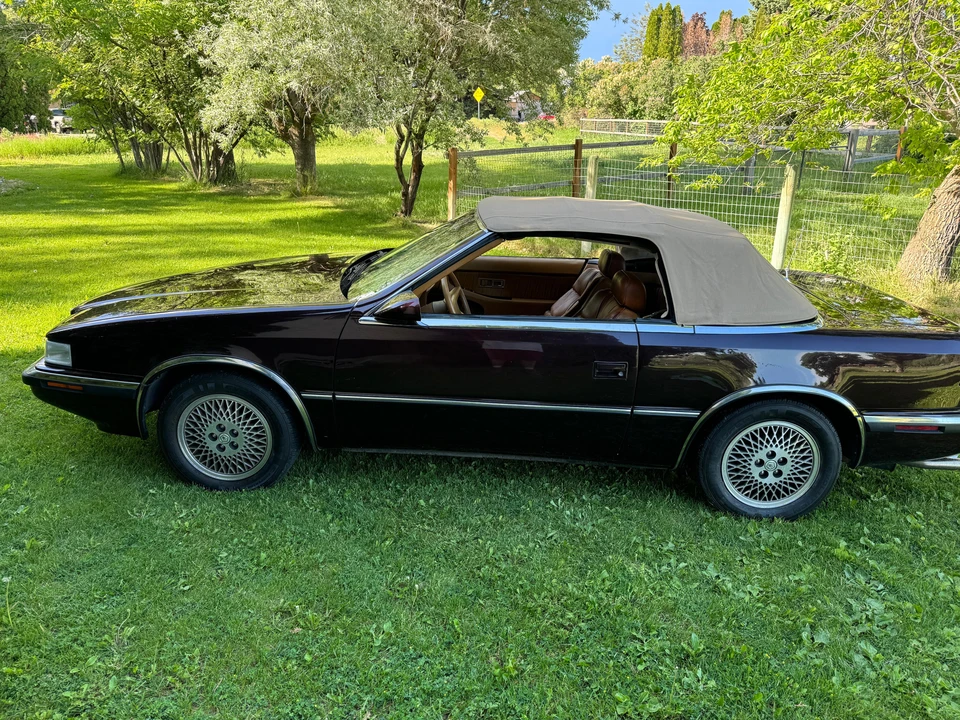 1989 Chrysler TC by Maserati - Image 24 of 31
