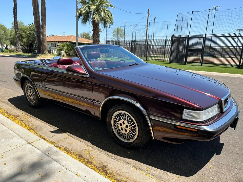 1989 Chrysler TC by Maserati - Image 17 of 31