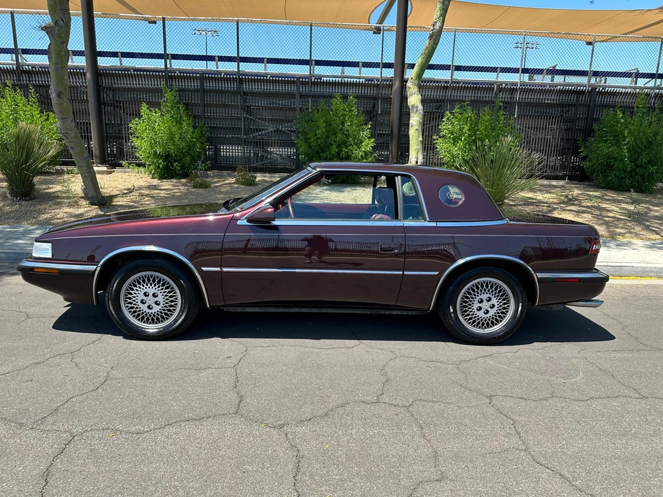 1989 Chrysler TC by Maserati - Image 21 of 31