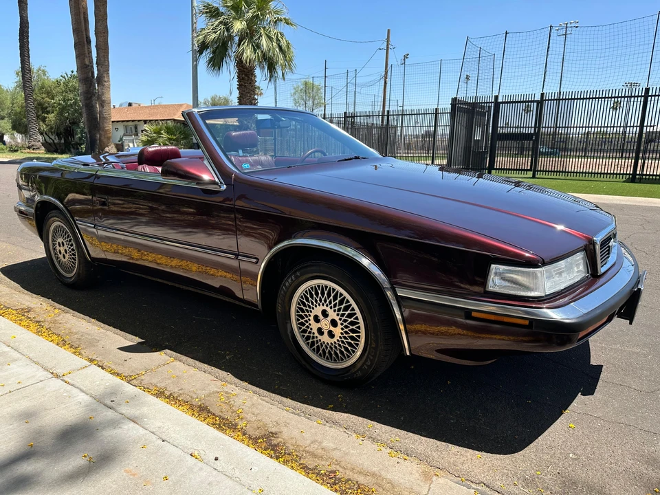 1989 Chrysler TC by Maserati - Image 16 of 31