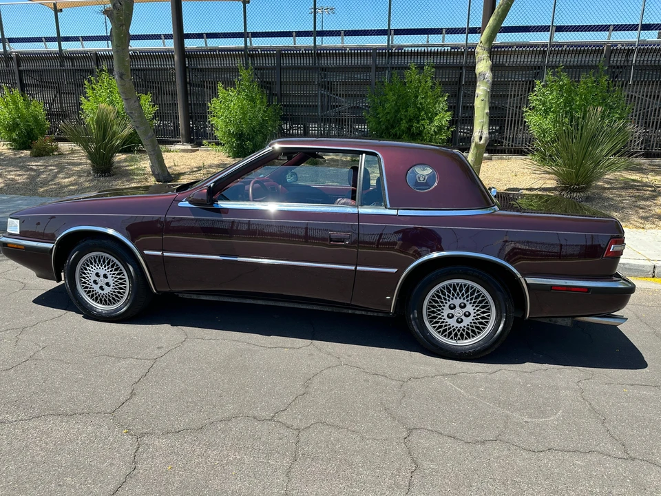 1989 Chrysler TC by Maserati - Image 22 of 31