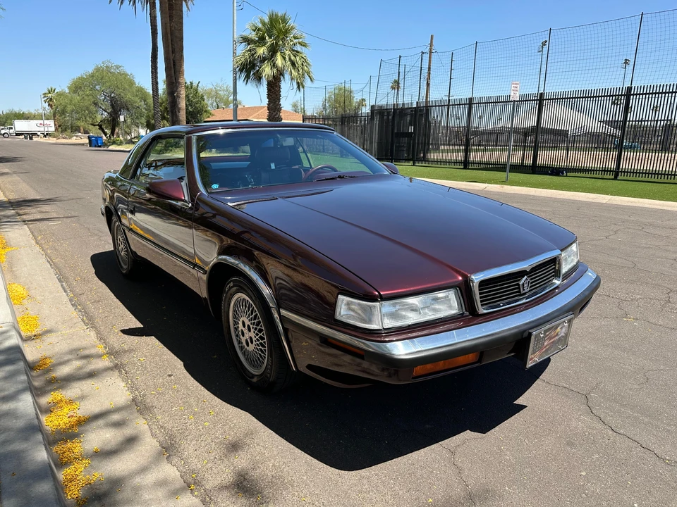 1989 Chrysler TC by Maserati - Image 28 of 31
