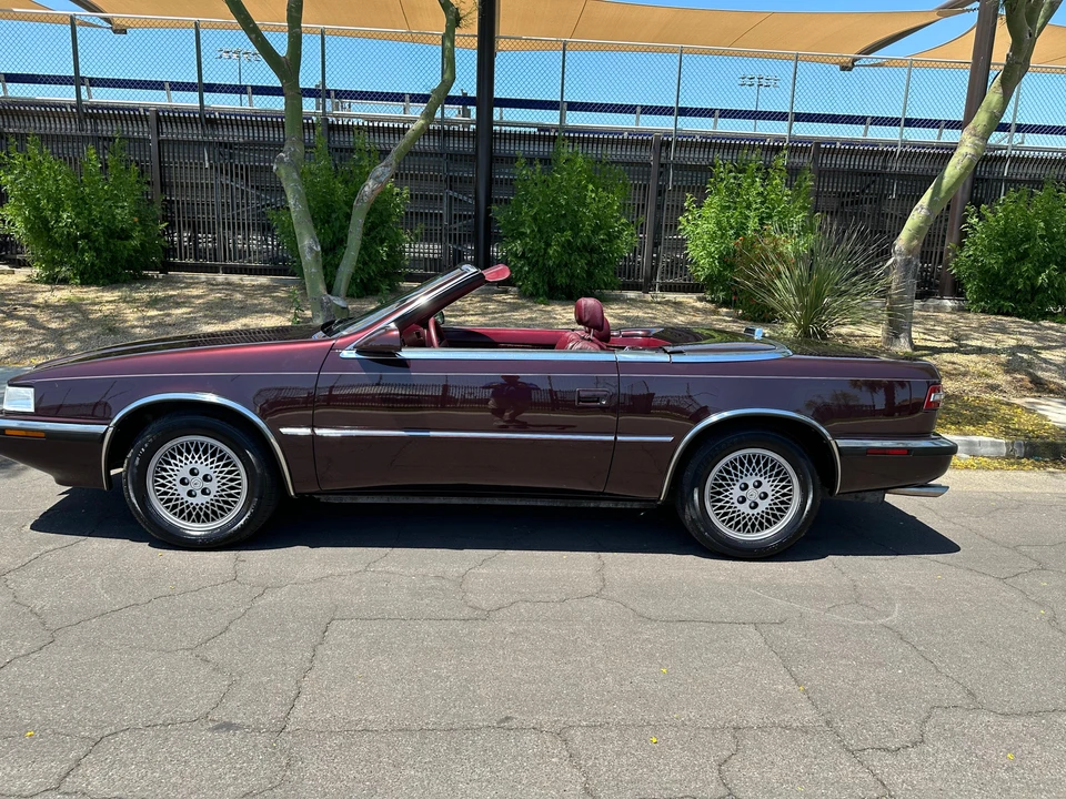 1989 Chrysler TC by Maserati - Image 9 of 31