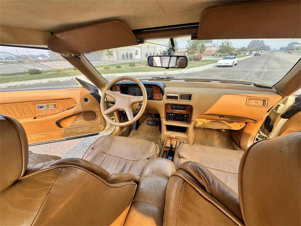 1989 Chrysler TC by Maserati - Image 13 of 17