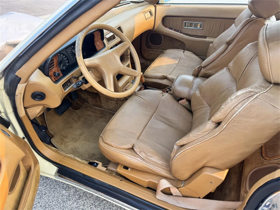 1989 Chrysler TC by Maserati - Image 10 of 17