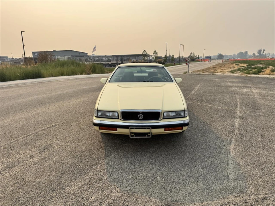 1989 Chrysler TC by Maserati - Image 2 of 17