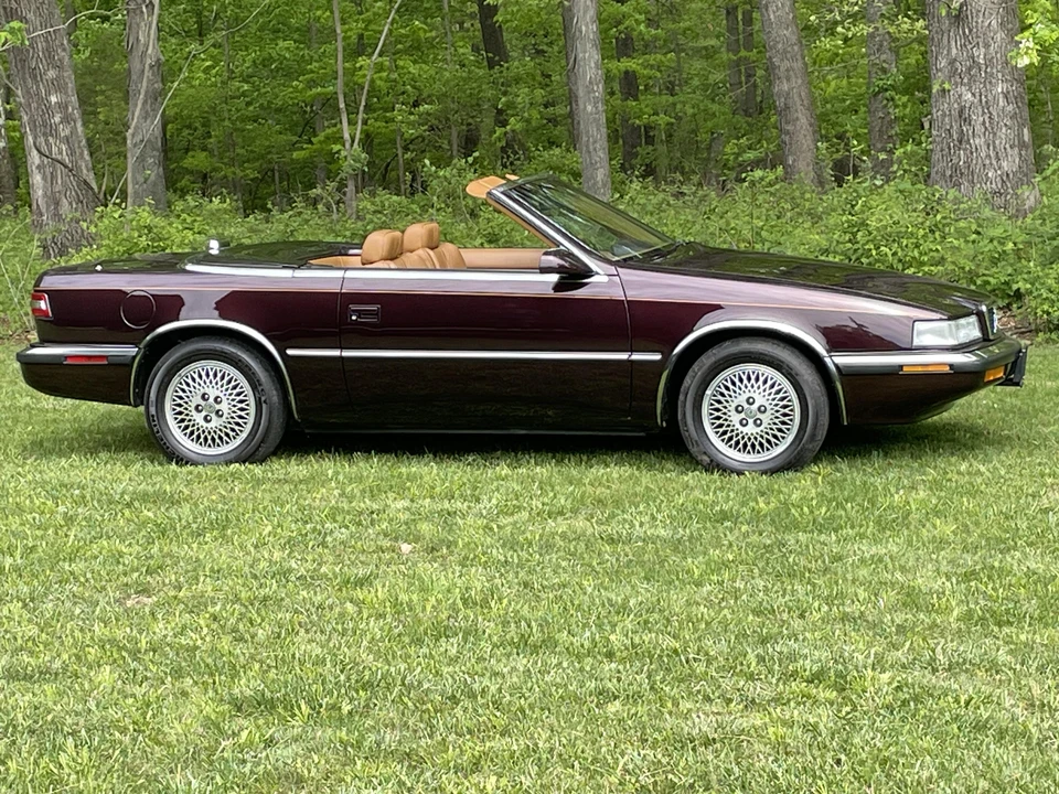 1989 Chrysler TC by Maserati - Image 23 of 31