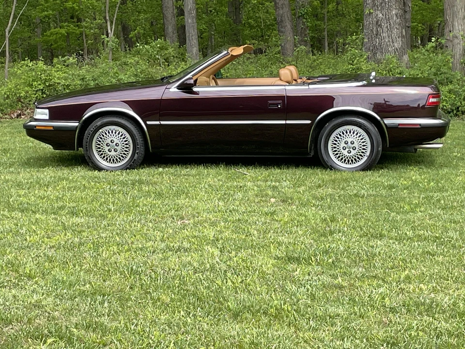 1989 Chrysler TC by Maserati - Image 12 of 31