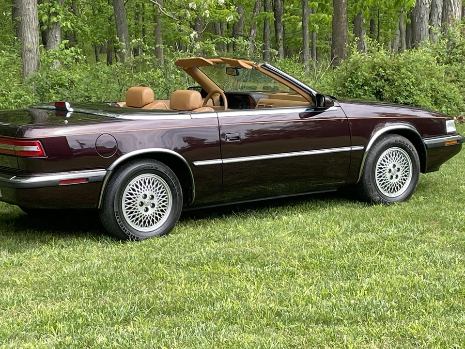 1989 Chrysler TC by Maserati - Image 22 of 31