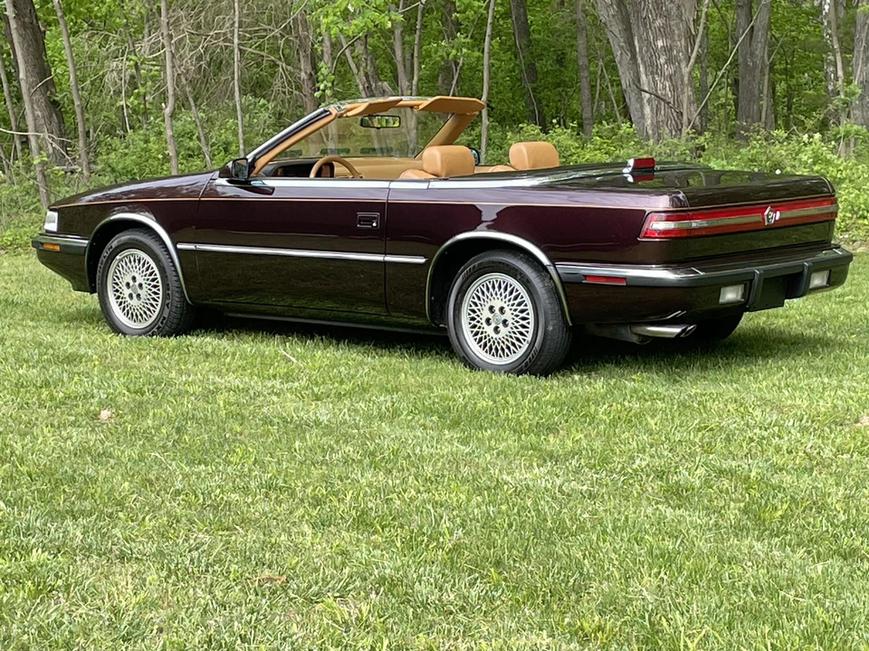 1989 Chrysler TC by Maserati - Image 14 of 31