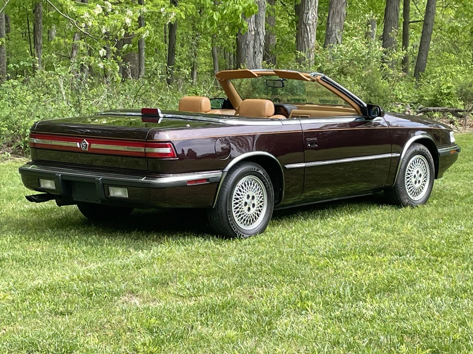 1989 Chrysler TC by Maserati - Image 19 of 31