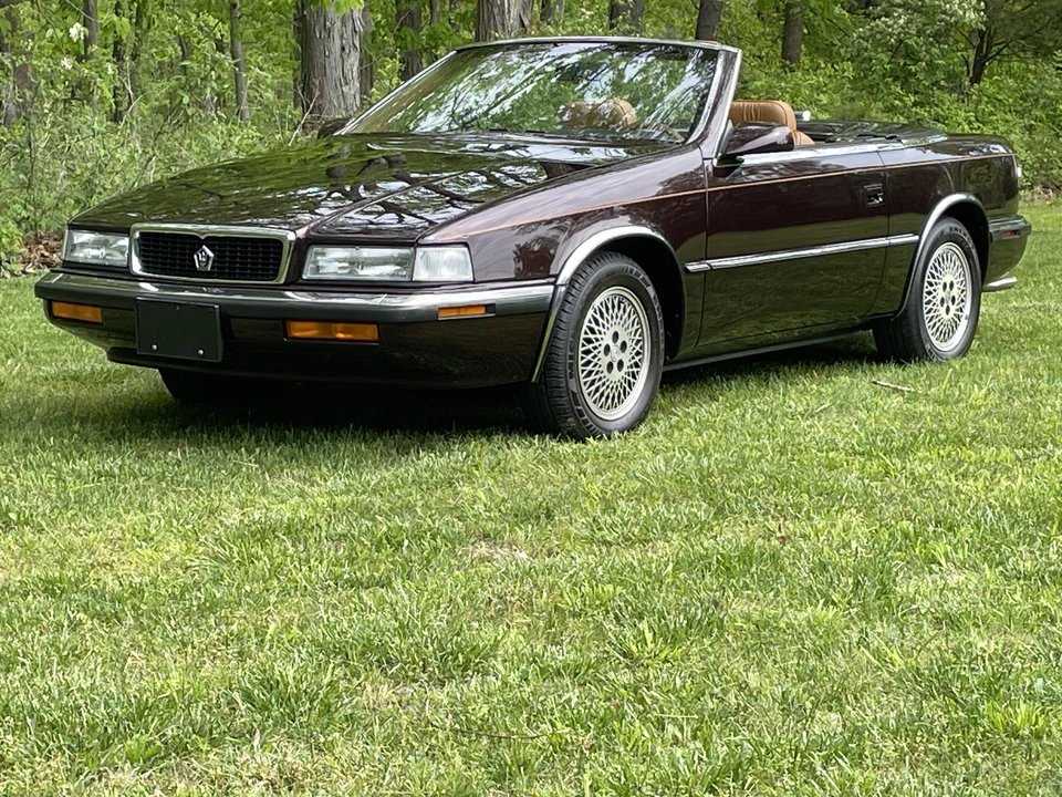 1989 Chrysler TC by Maserati - Image 11 of 31