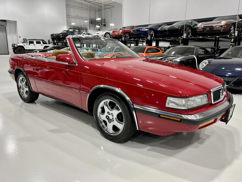 1989 Chrysler TC by Maserati - Image 2 of 31