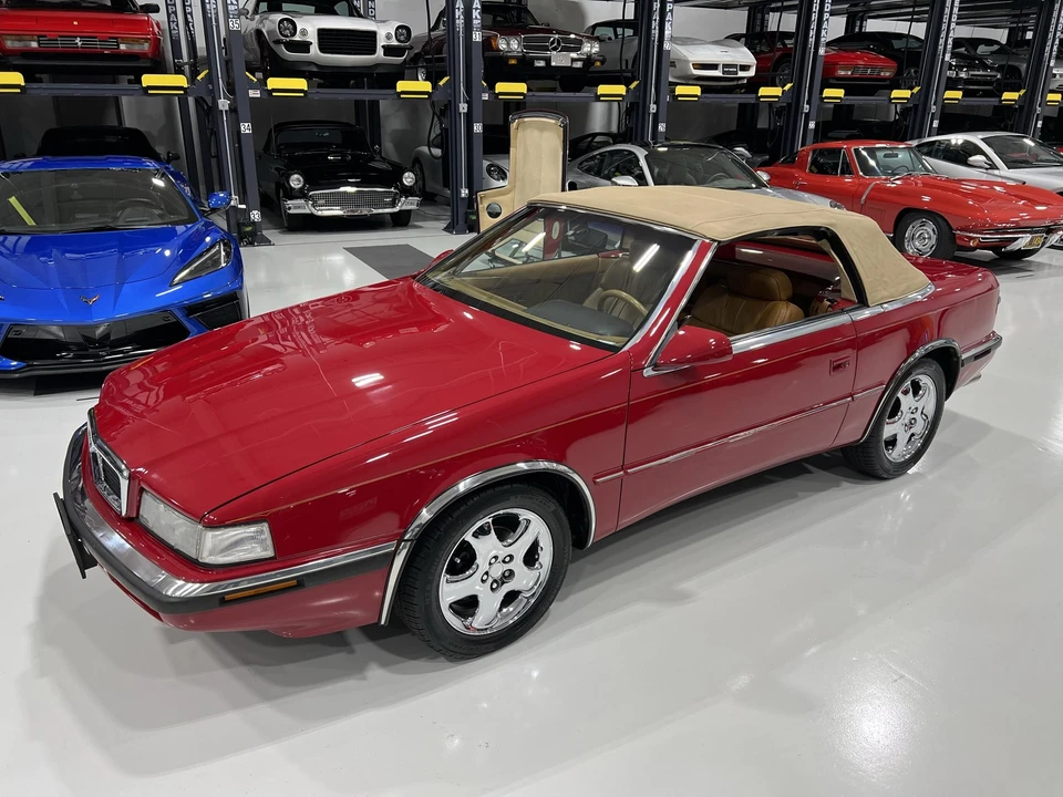 1989 Chrysler TC by Maserati - Image 27 of 31