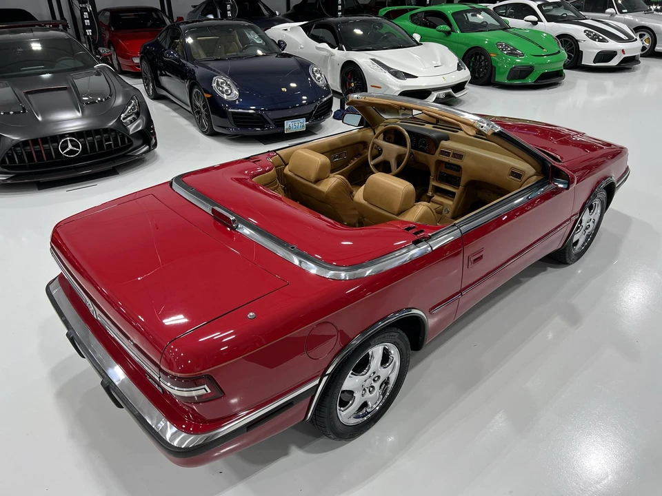 1989 Chrysler TC by Maserati - Image 16 of 31