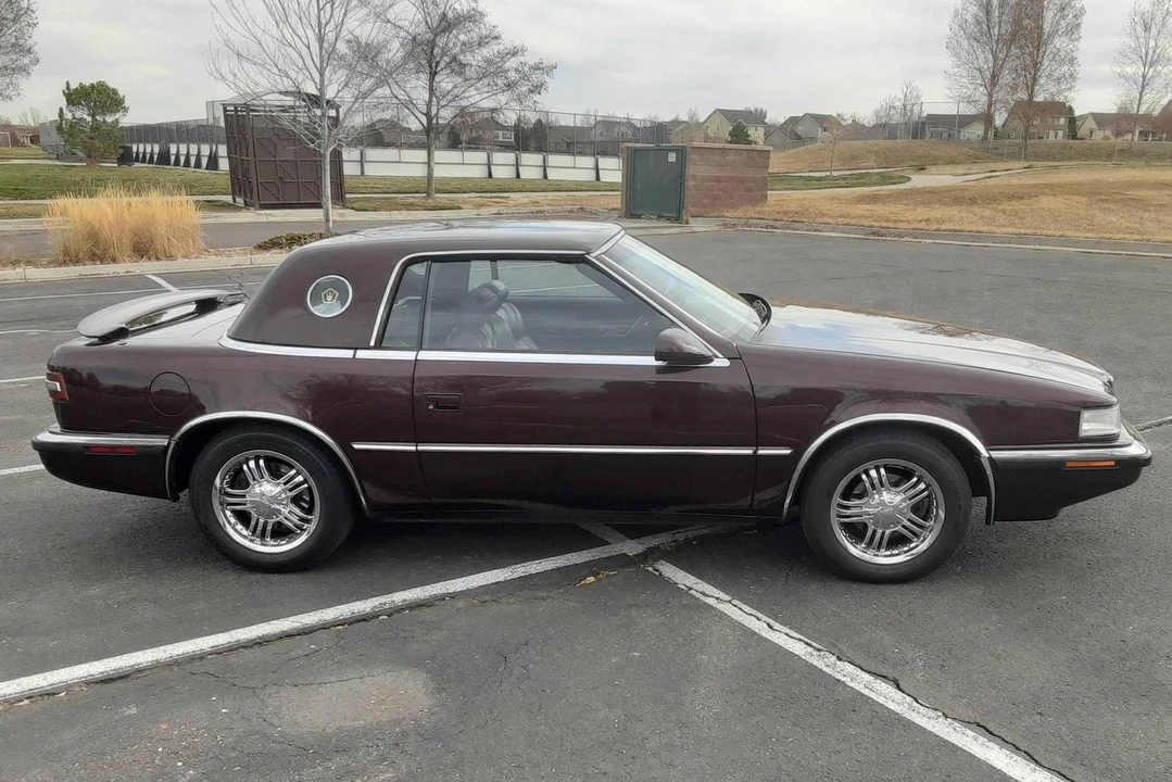 1989 Chrysler TC by Maserati - Image 19 of 21
