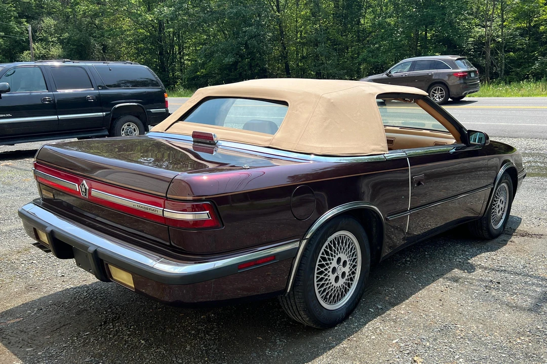 1989 Chrysler TC by Maserati - Image 4 of 31