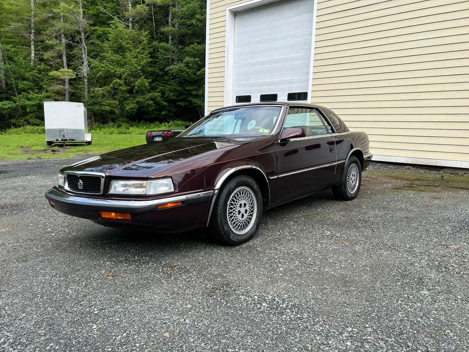 1989 Chrysler TC by Maserati - Image 21 of 31