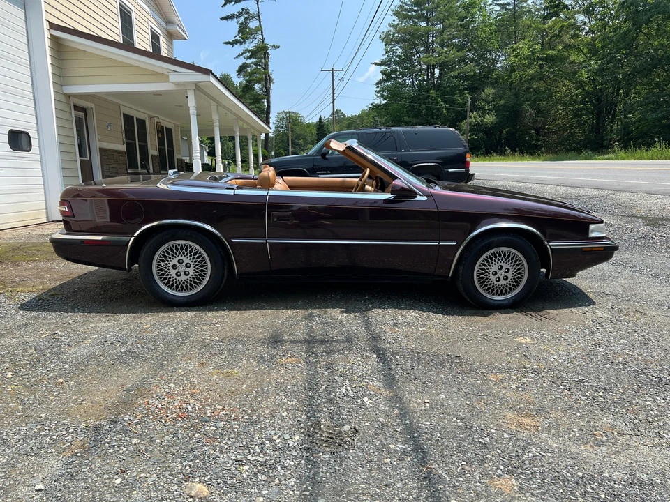 1989 Chrysler TC by Maserati - Image 14 of 31