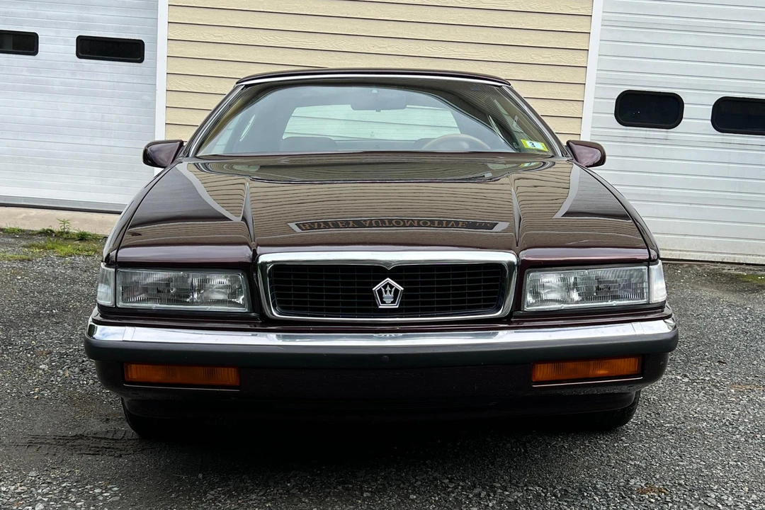 1989 Chrysler TC by Maserati - Image 2 of 31
