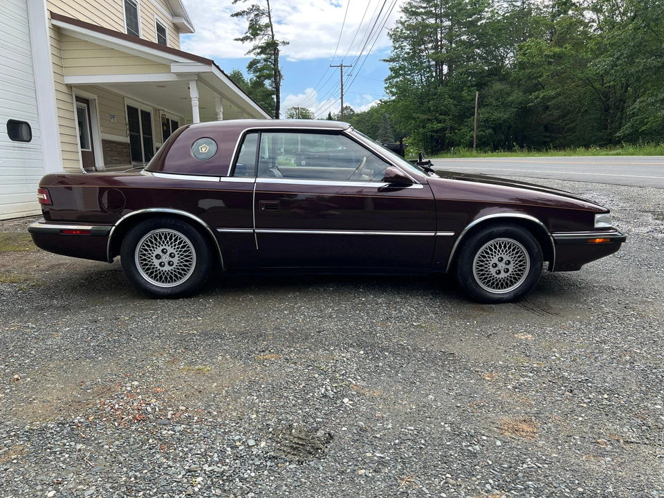1989 Chrysler TC by Maserati - Image 28 of 31