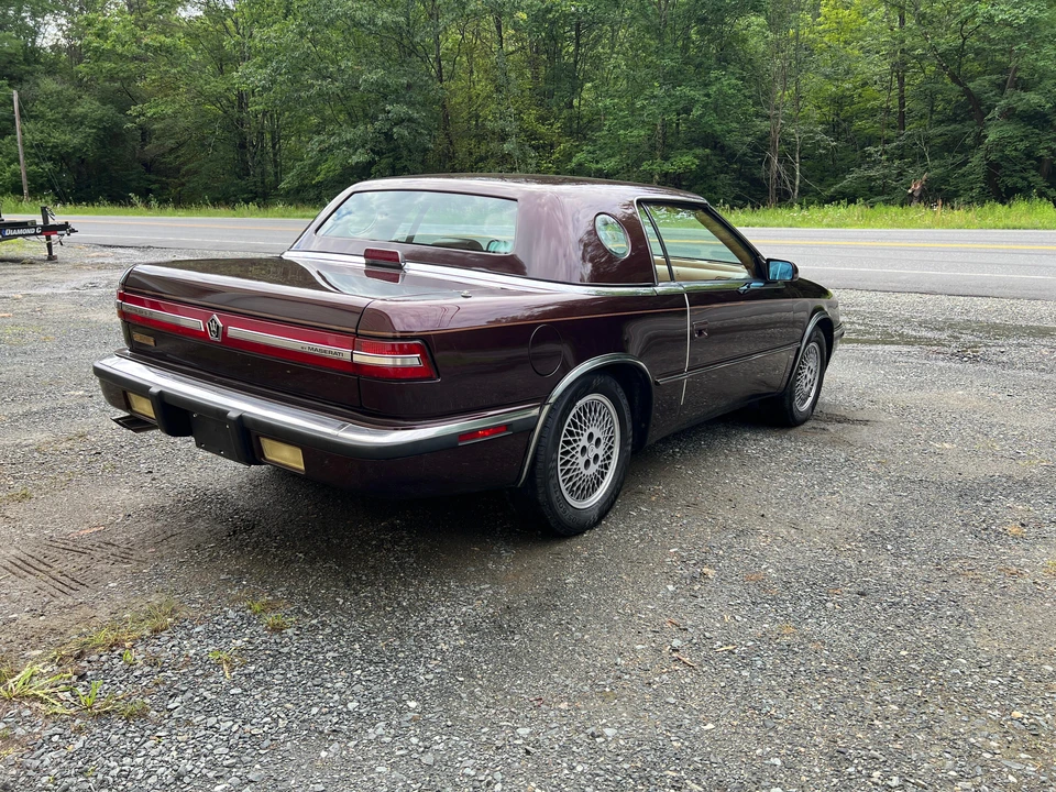 1989 Chrysler TC by Maserati - Image 27 of 31