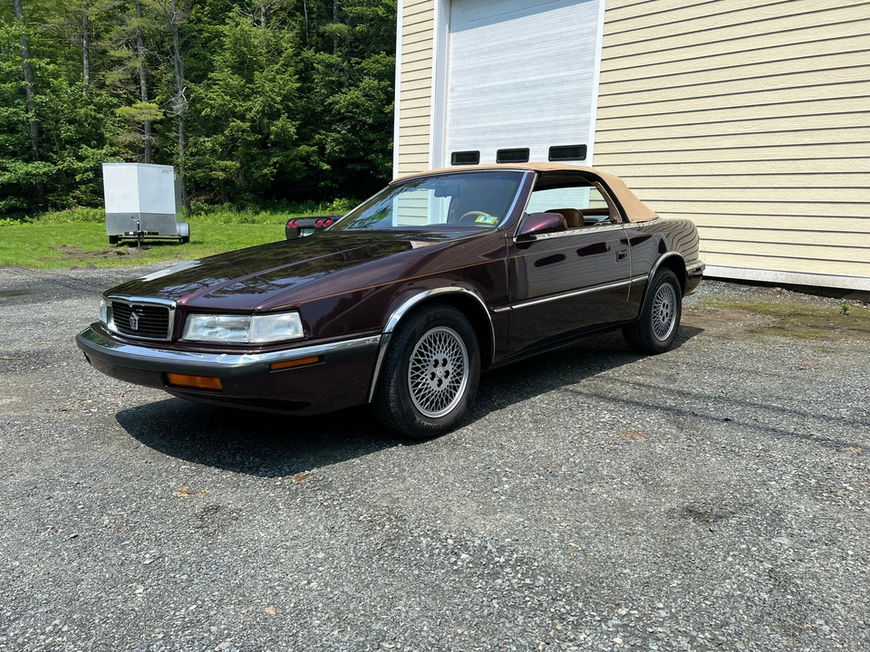 1989 Chrysler TC by Maserati - Image 30 of 31