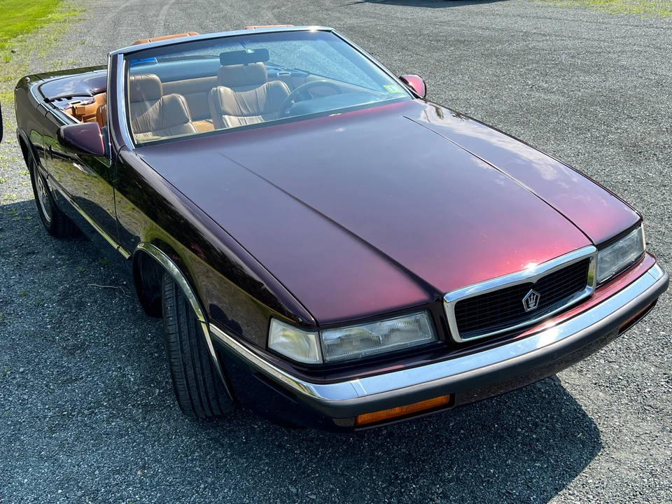 1989 Chrysler TC by Maserati - Image 16 of 31