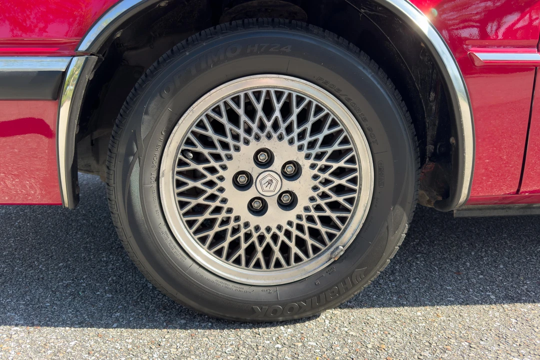 1989 Chrysler TC by Maserati - Image 19 of 31