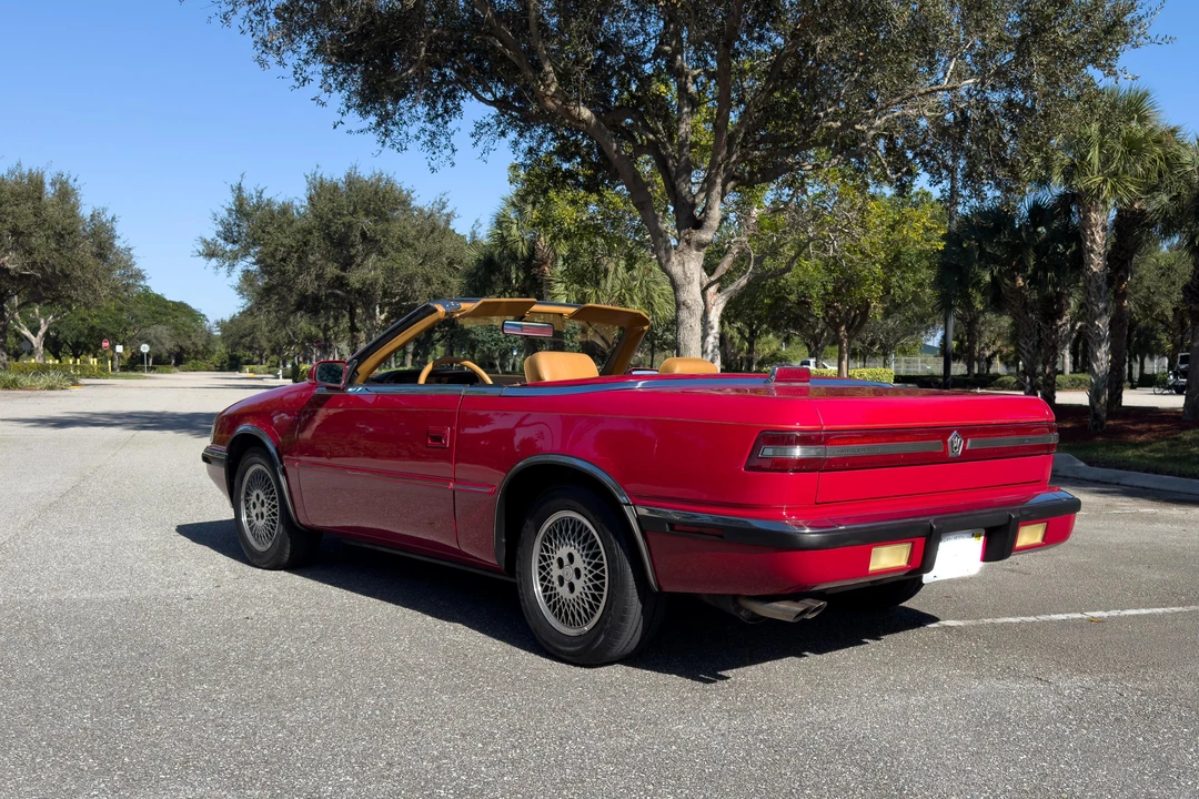1989 Chrysler TC by Maserati - Image 6 of 31