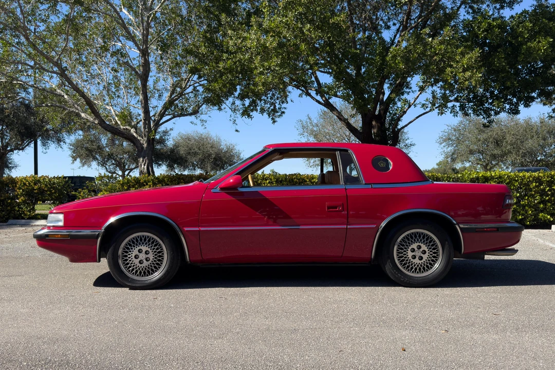 1989 Chrysler TC by Maserati - Image 7 of 31